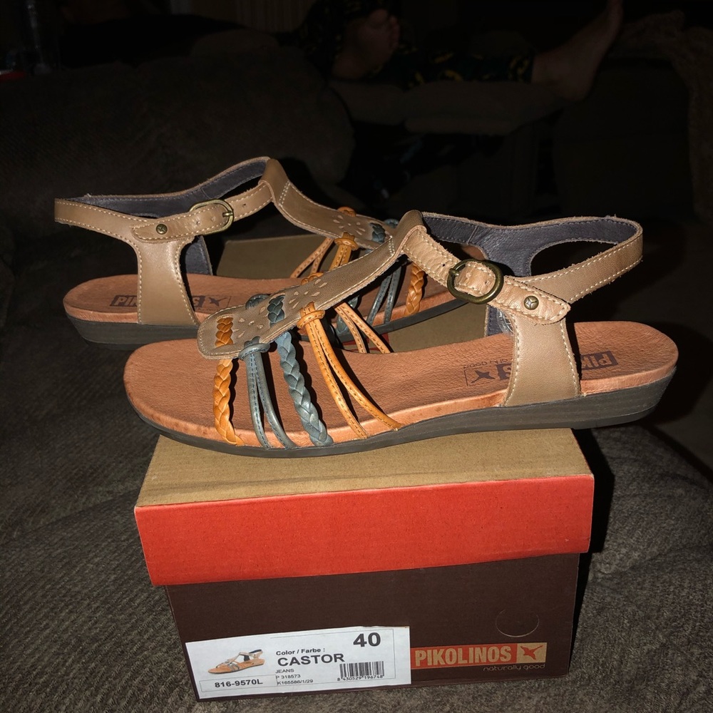 Pikolinos Women's Woven T-Strap Sandal 40